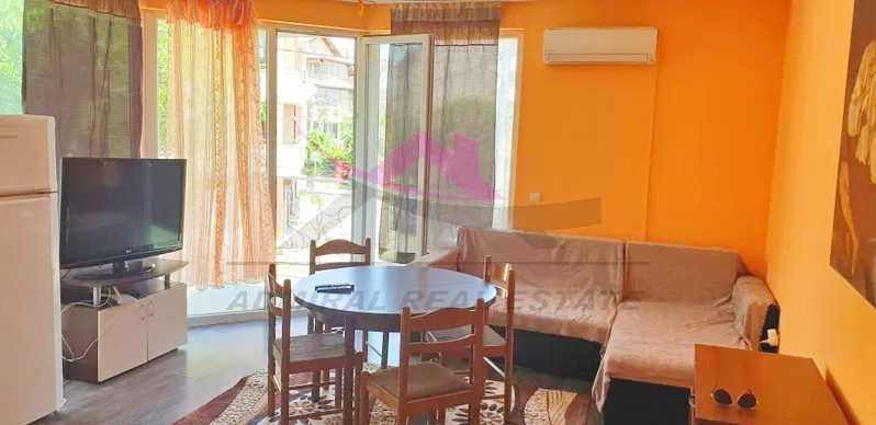 Дава се под наем Двустаен апартамент в Варна, Аспарухово - 75 кв.м за 375 € - Снимка #1