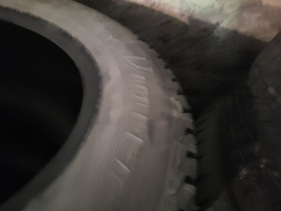 Шины комплект 185 /65r15 шипованные