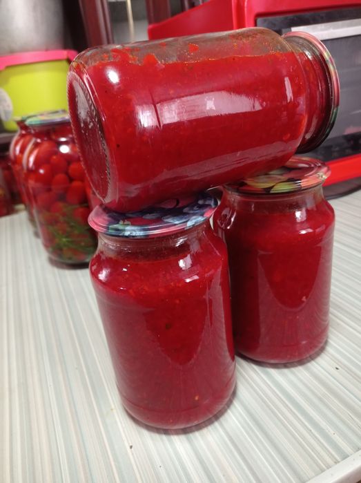 Продаю маринадый , варение ,соки