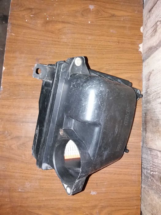 Продам корпус воздушного фильтра