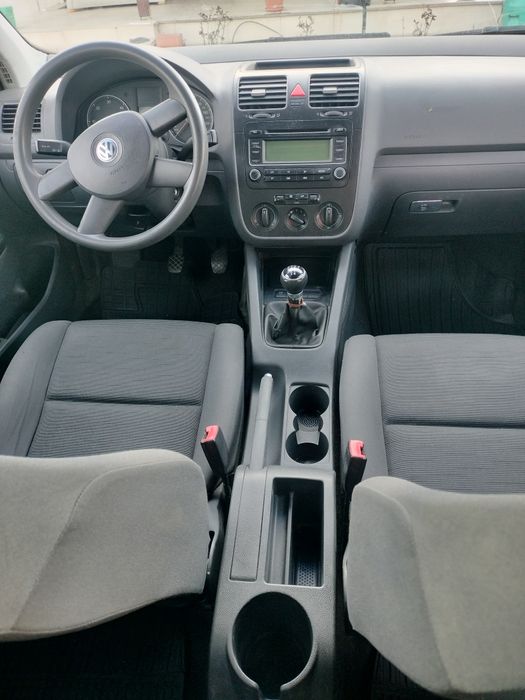 Vând VW Golf V 1.9 TDI