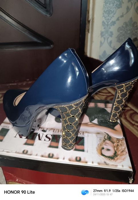 туфли сотилади продается