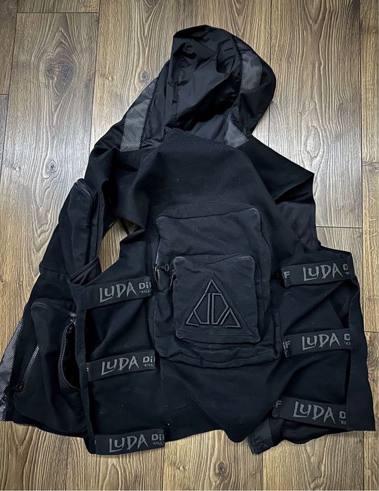 Luda елек много стара колекция