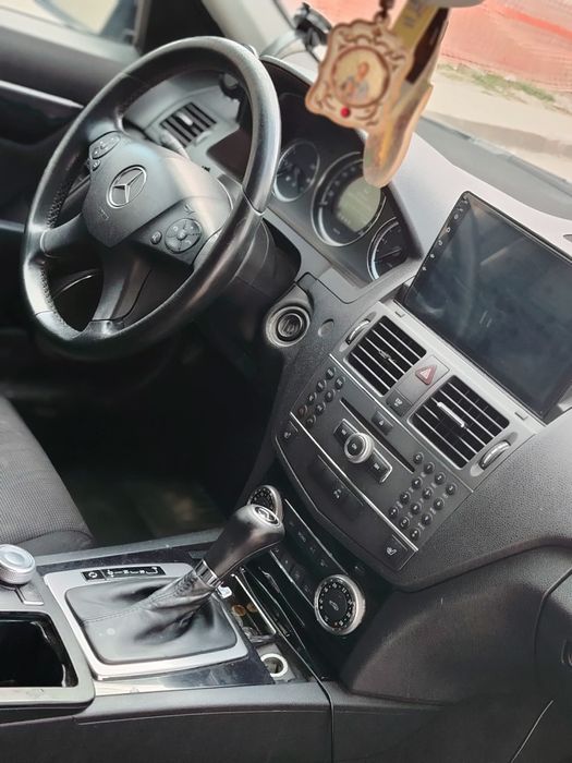 Mercedes c class 2010