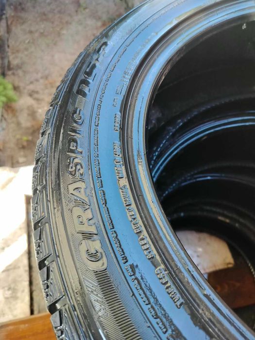 Автошины Dunlop Graspic DS-3 б.у. комплект