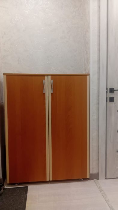 Продам шкаф и обувница