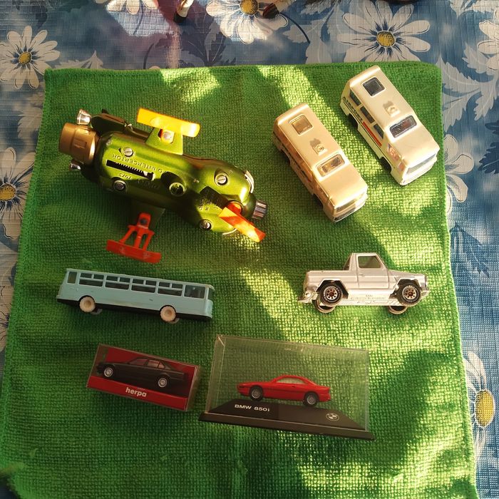 Lot jucarii diferite