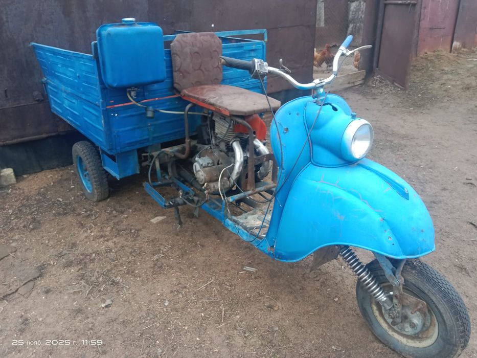 Мотоцикл, муравей