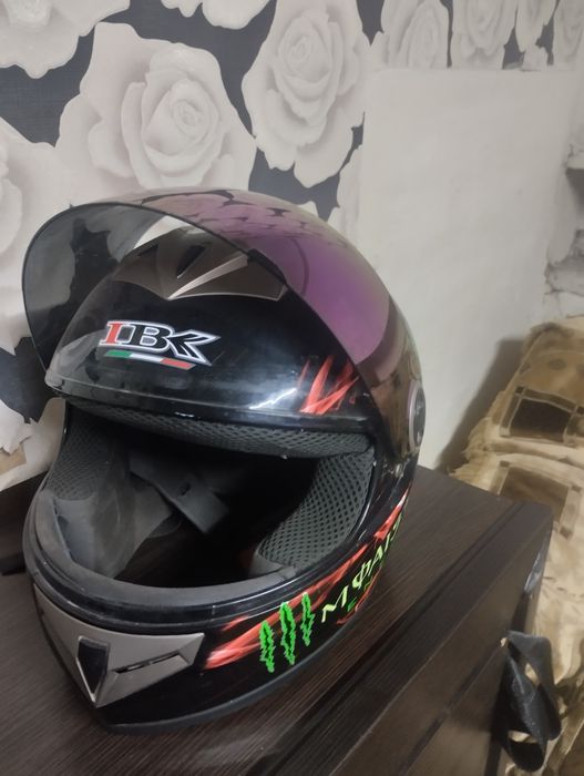 продам срочно шлем