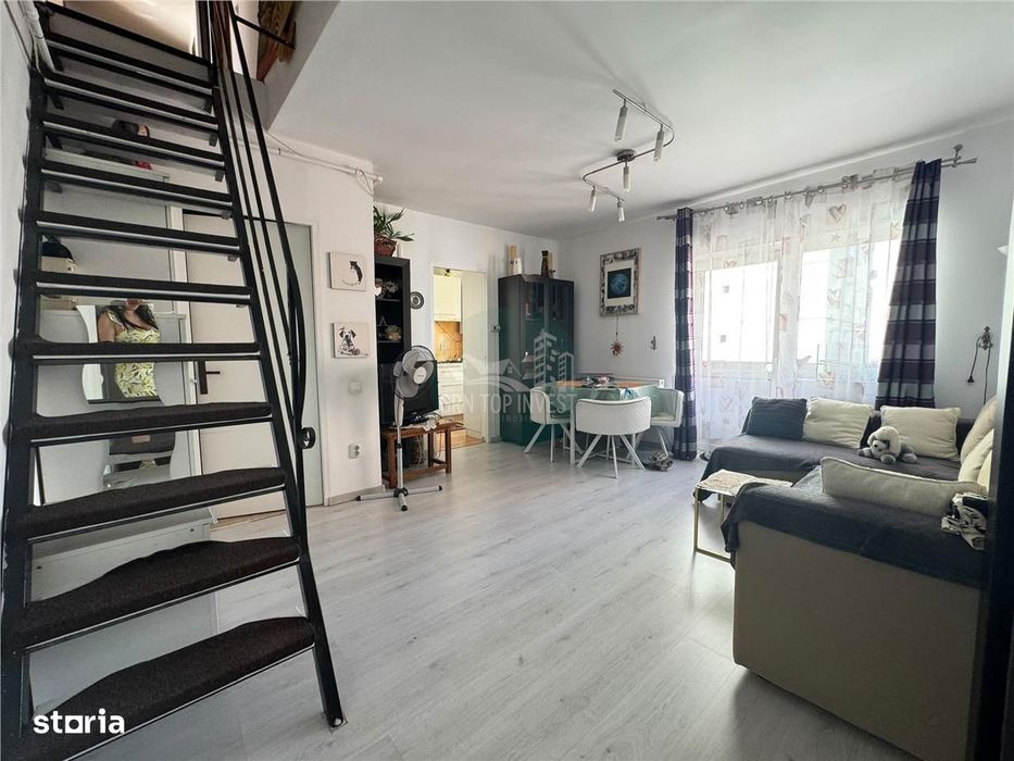 Apartament la mansarda cu 3 camere si balcon in Vasile Aaron
