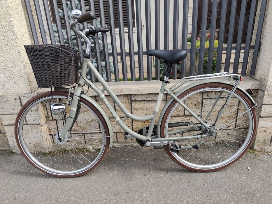 Triumph damă 28 Alu 7 v coș mare