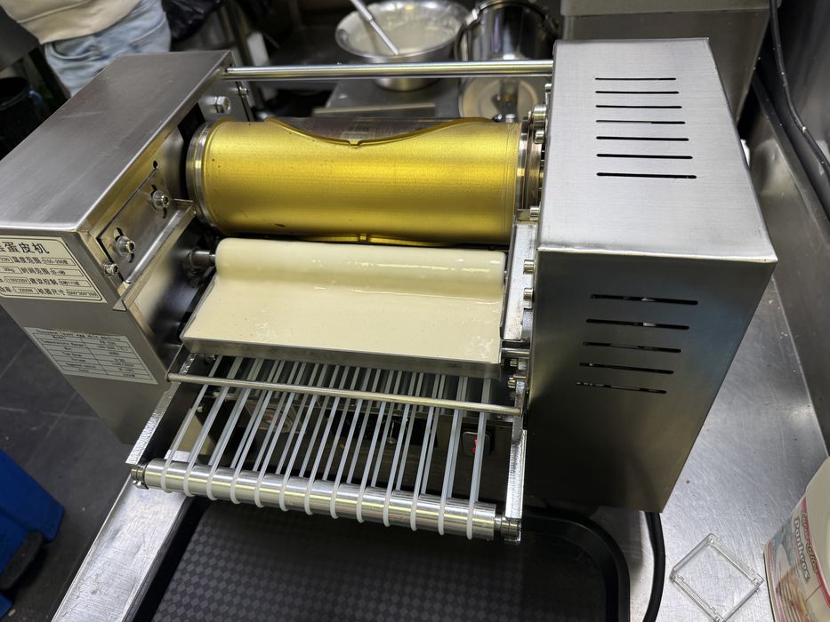 Mașină de facut clătite