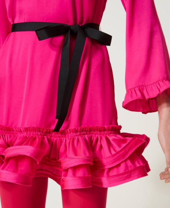 Цикламена рокля Twinset ,с коланче  размер Л ,ново!