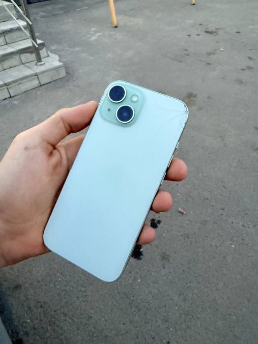 Обменяю айфон 15