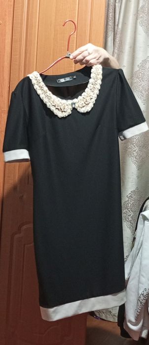 Продам платье 42 размер