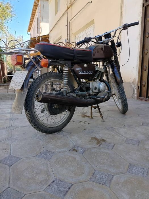 Motosiklni holati zo'r aybi yo'q indiskiy  motor balonlari yangi