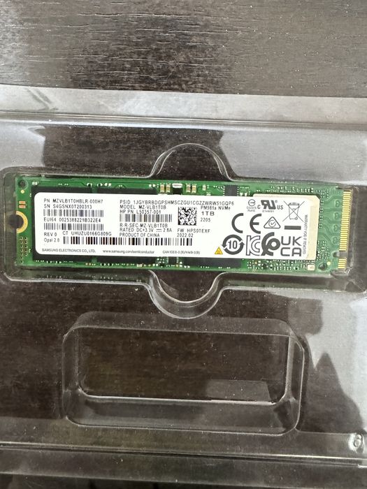 Nvme 2 TB Samsung EVO 980 de 1 TB si Nvme Mircron Gen 4 de 1TB