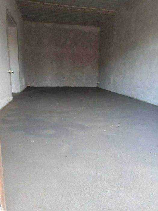 "Полусухая стяжка: совершенство и качество в каждой детали!"