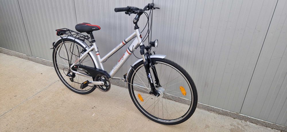 Алуминиев дамски велосипед Arinos колело 28"