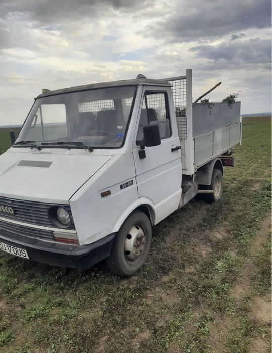 IVECO daily basculabil pe 3 părți