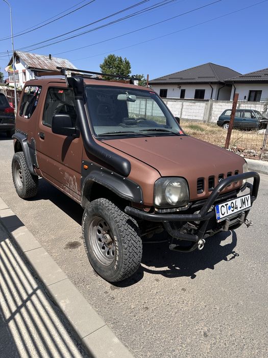 Suzuki Jimny 1.3 benzină 4x4 (JB33) – off-road ready