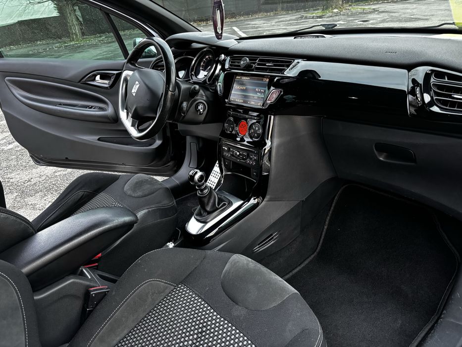 Citroen ds 3, an fabricatie 2010, euro 5, primul proprietar in Romania