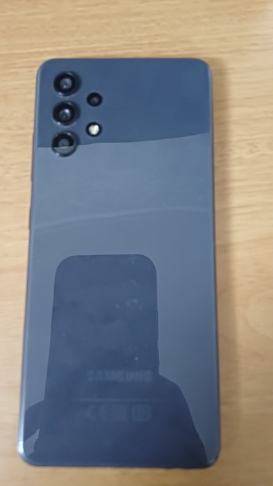 Продаётся телефон самсунг А32