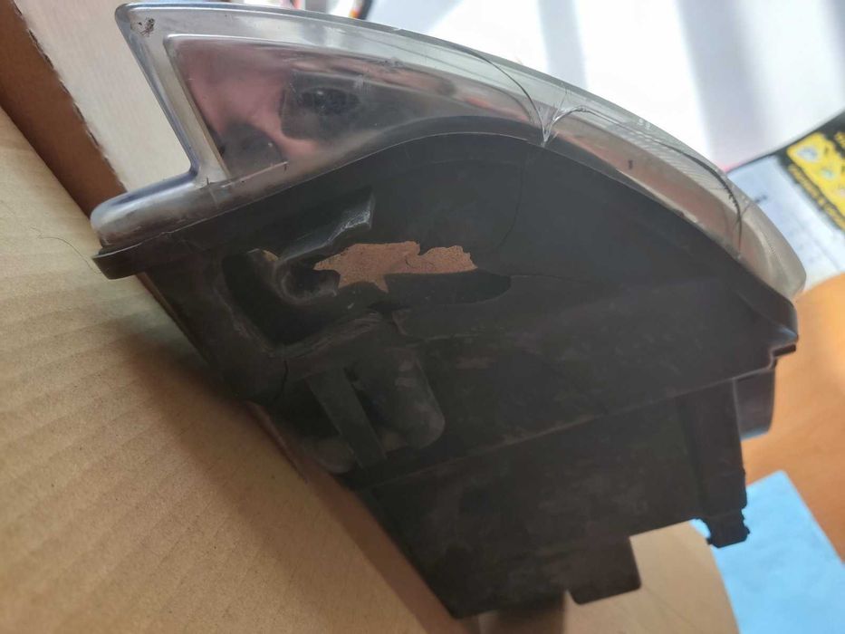 Оригинални Фарове Пежо Партнер 2010г., 1,6 HDI, употребявани