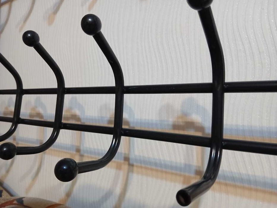 Вешалка настенная