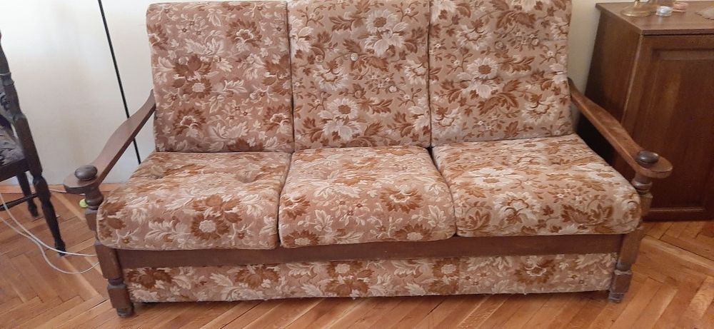 За ценители - уникален разтегателен диван и фотьойл