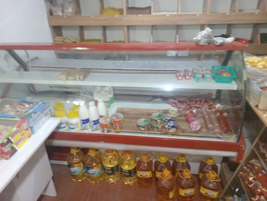 Витрина холодильник