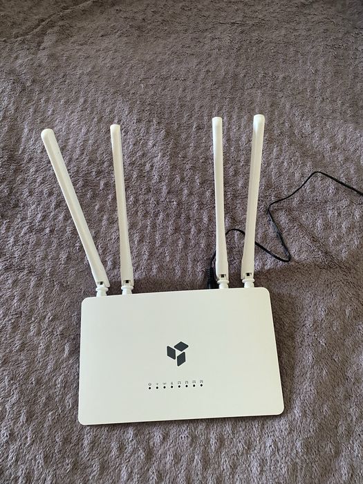 Маршрутизатор SNR-CPE-MD2