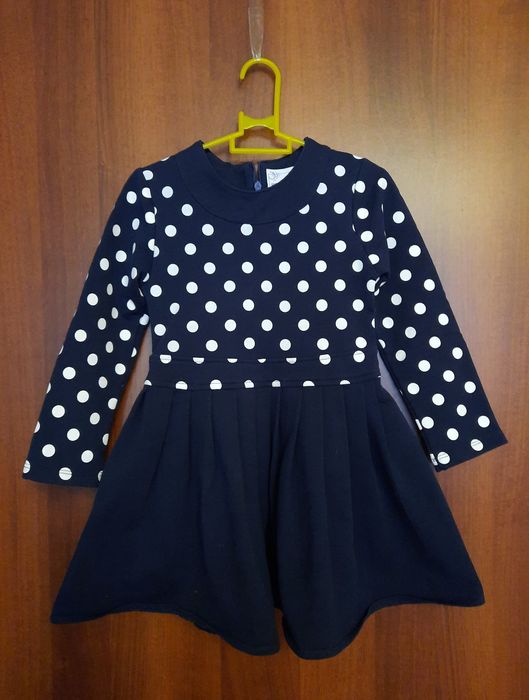 Продам платье/сарафаны на девочку