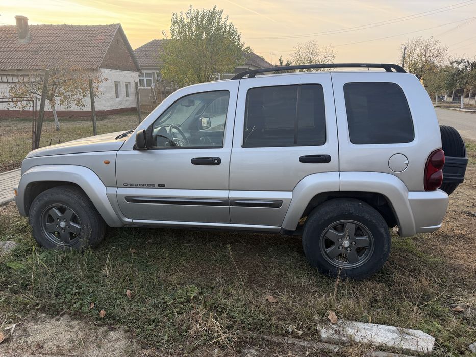 JEEP Cherokee 2004 — imagine 2