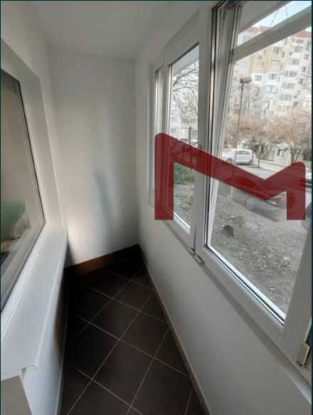 Продава се Четиристаен апартамент в Варна, Левски - 82 кв.м за 1365 €/кв.м - Снимка #8
