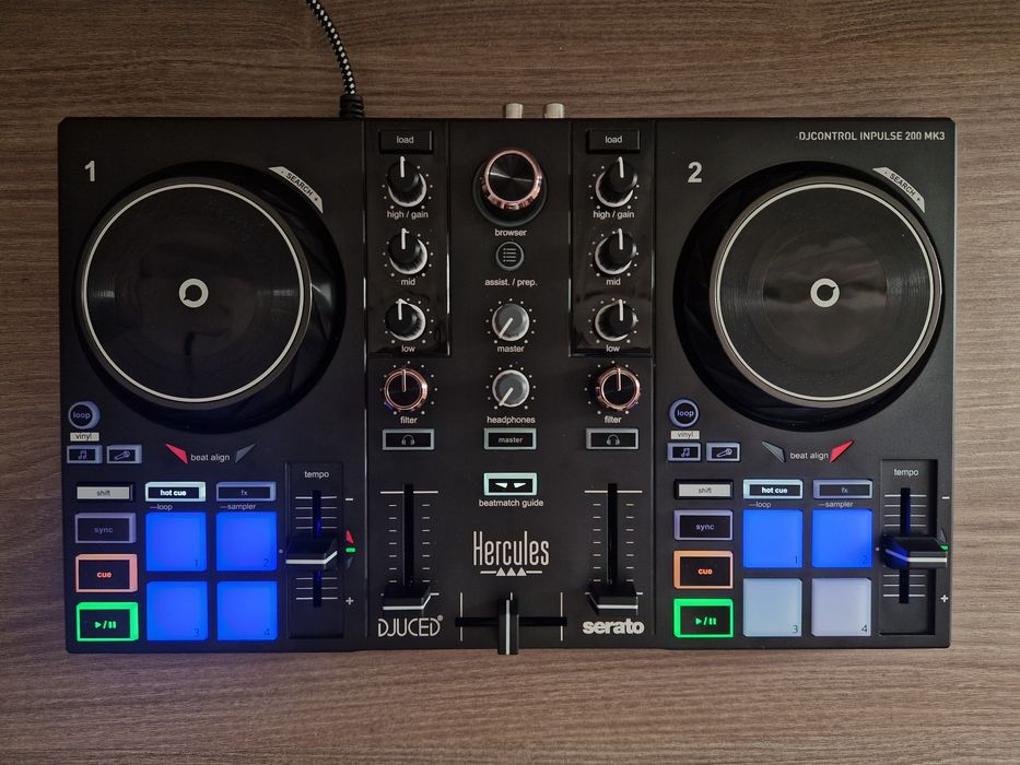 Hercules DJControl Inpulse 200 MK3 Dj пулт