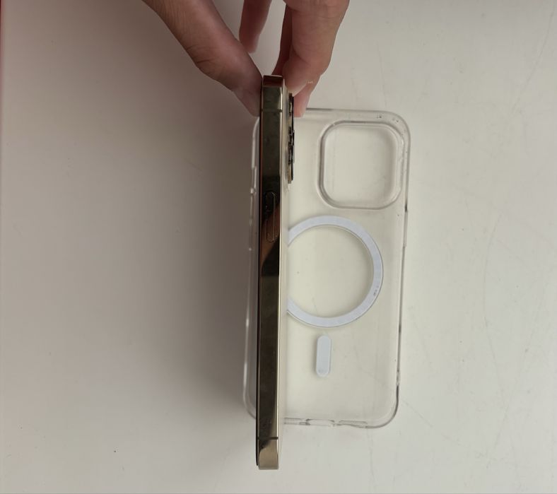 Продам айфон 13 про