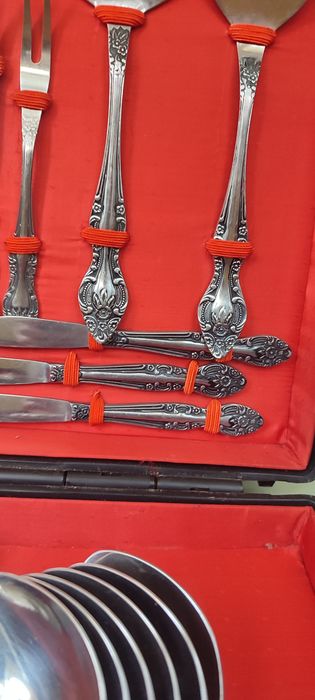 Антикварни руски прибори за хранене