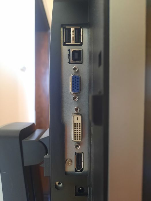 Монитор Dell U2212Hmc 21.5 inch