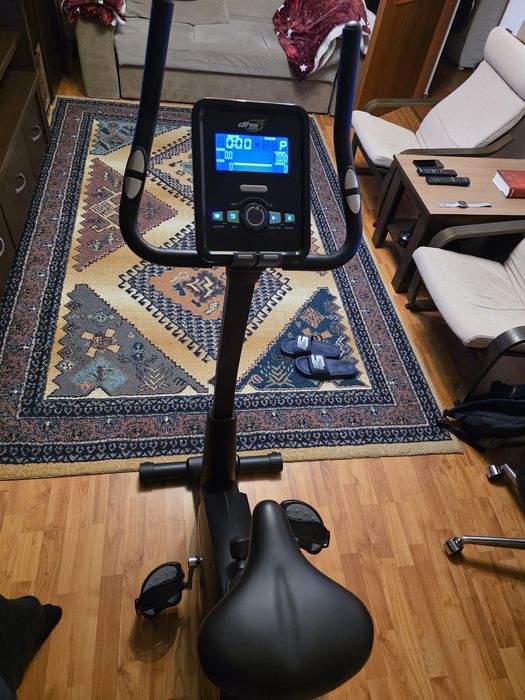 Vând Bicicleta fitness DHS