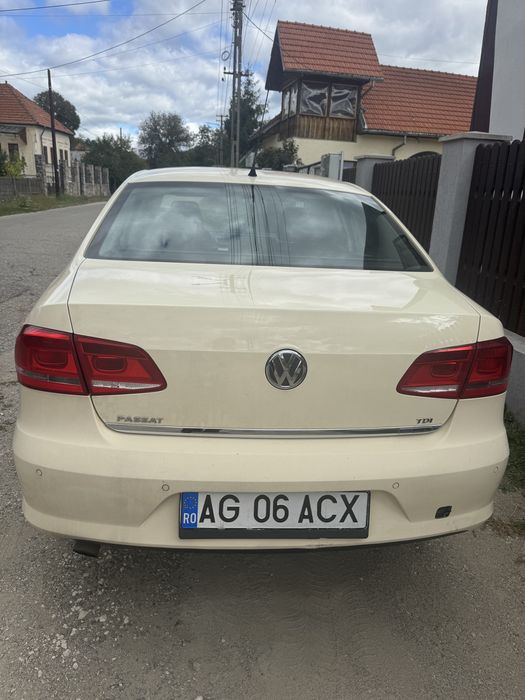 Masina passat b7