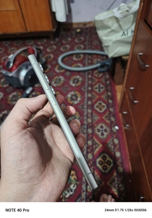 Samsung s24 ultra на 512гб.