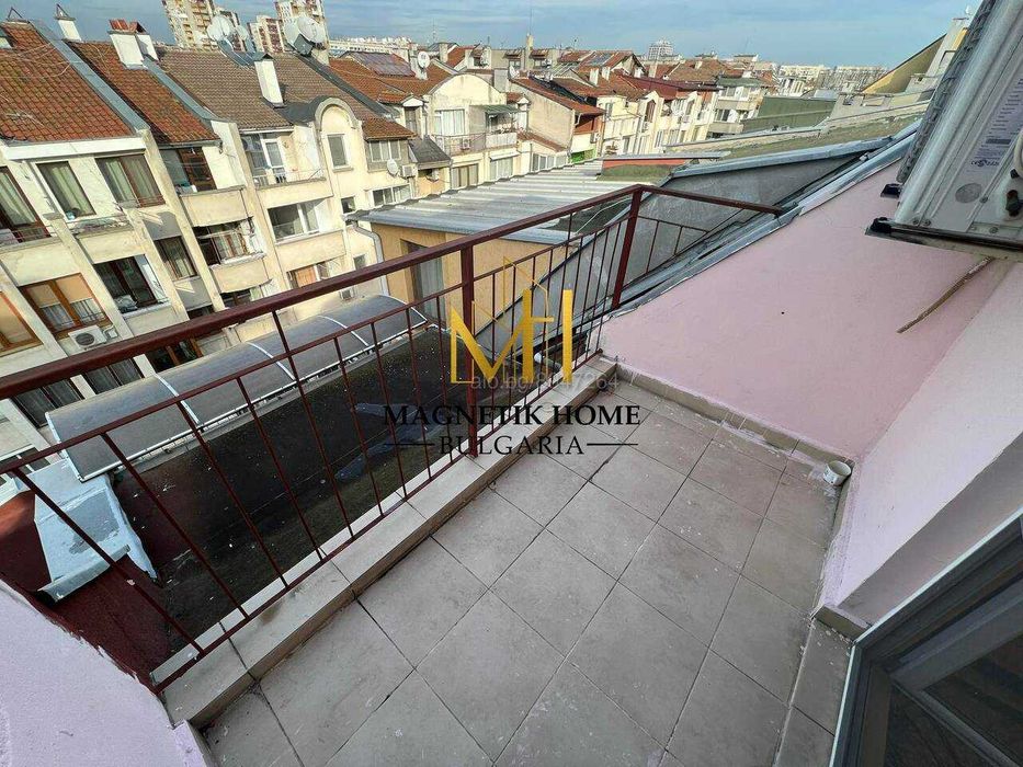 Дава се под наем Двустаен апартамент в Бургас, Възраждане - 60 кв.м за 382.5 € - Снимка #1