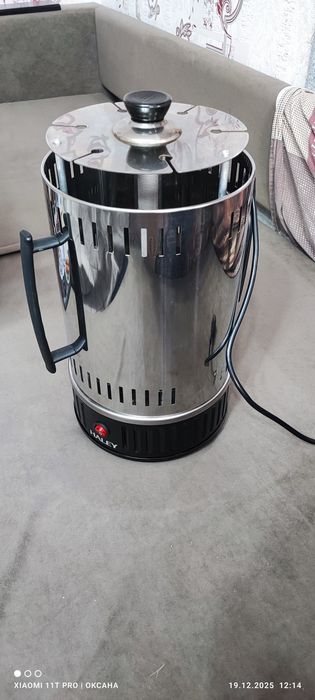 Продам шашлычницу Holey