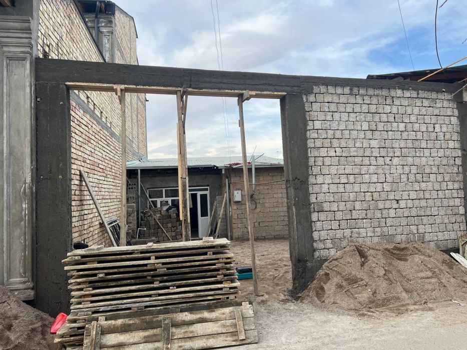 Уй куриш, шлакаблок териш хизмати