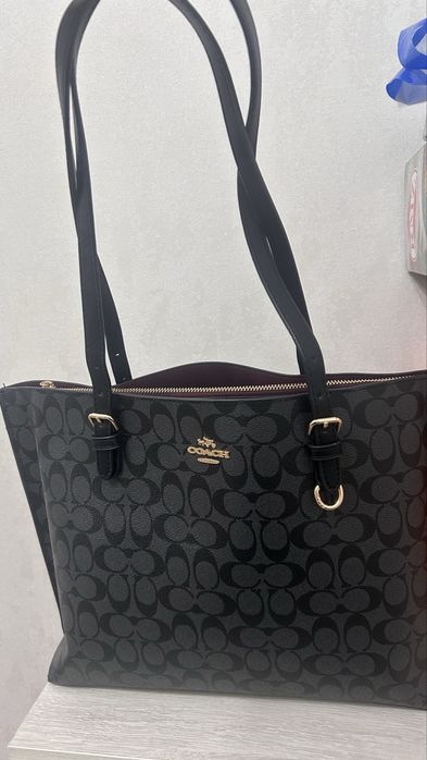 продаю сумку coach