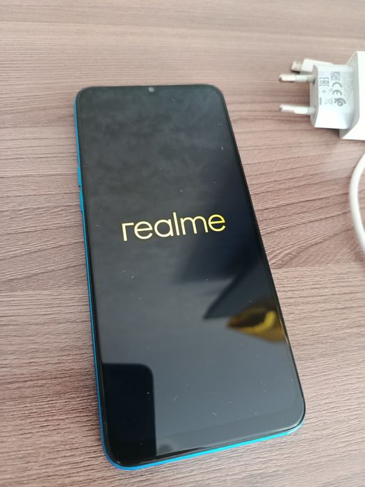 Продам смартфон realme c3