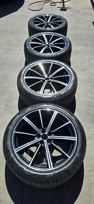 Jante Audi Q7, SQ7, Q8,SQ8,RSQ8, Porsche Cayenne, Volkswagen Touareg 21 inch originale 4M0601025CC anvelope 285/40/R21 Pirelli All season