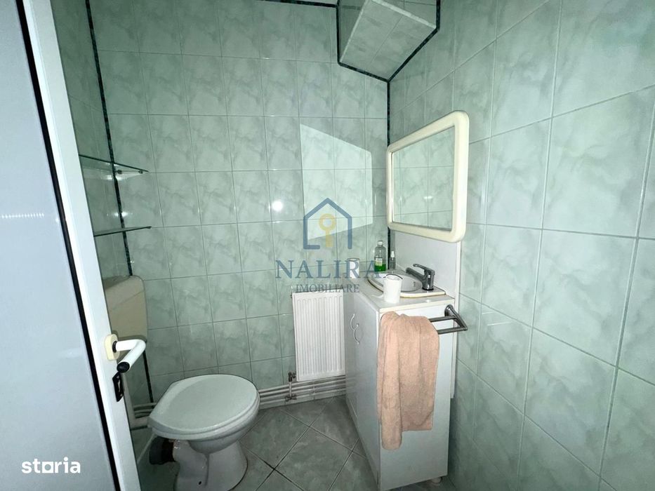 Spatiu comercial de vanzare - 90mp