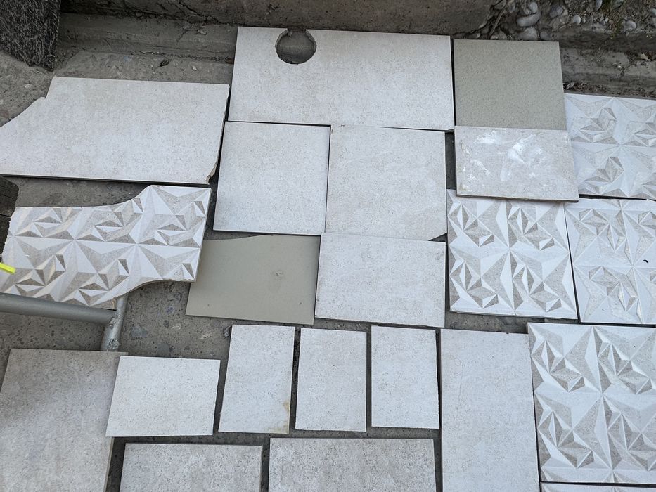 Срочно продам керамагранит